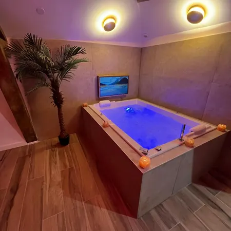 Lägenhet Boheme & Jacuzzi *
