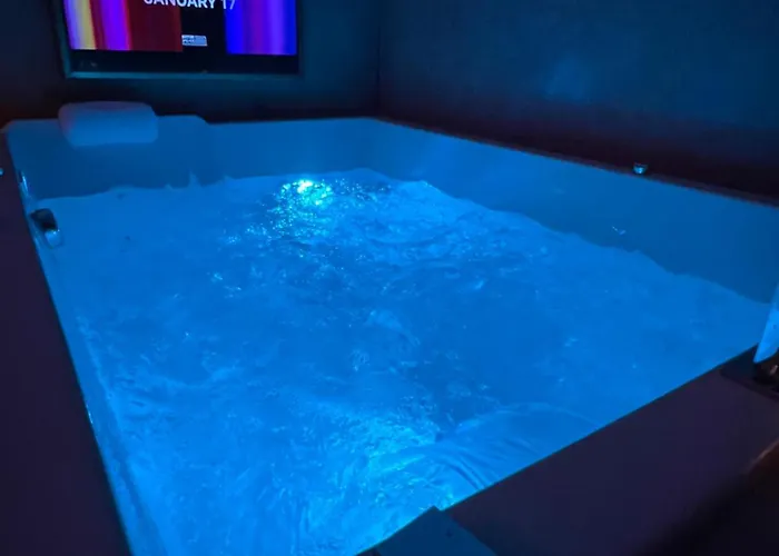 Boheme & Jacuzzi *